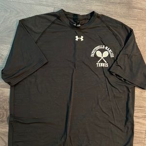 NWOT Men’s Black Heat Gear Under Armour T-Shirt